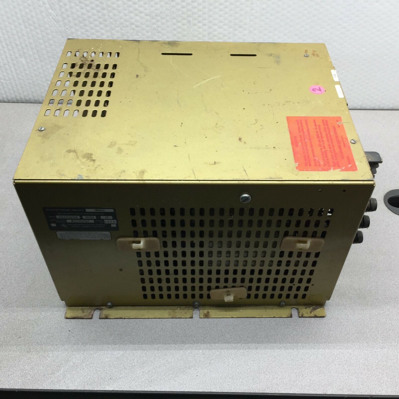 USED SLO-SYN 120/220/240VAC INPUT PRESET INDEXER IM600C