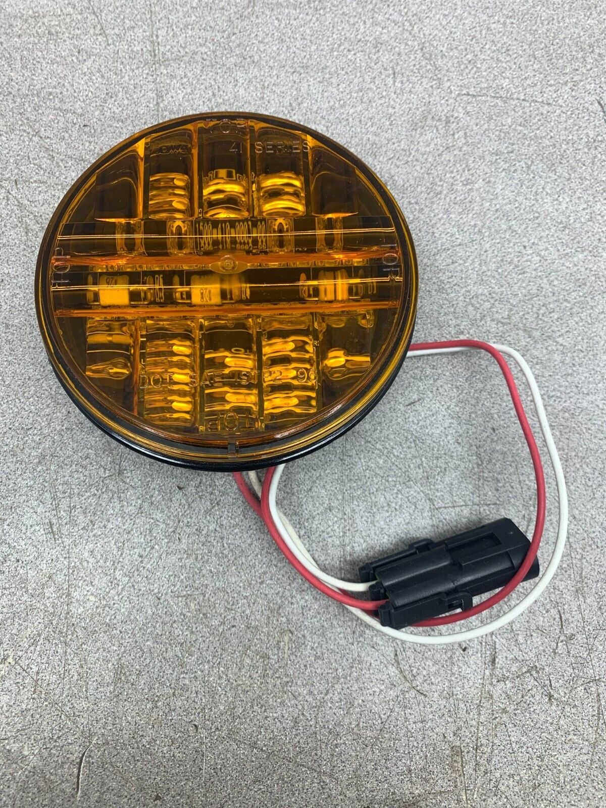 NEW NO BOX AMBER 15125B BUS LIGHT 41133AB