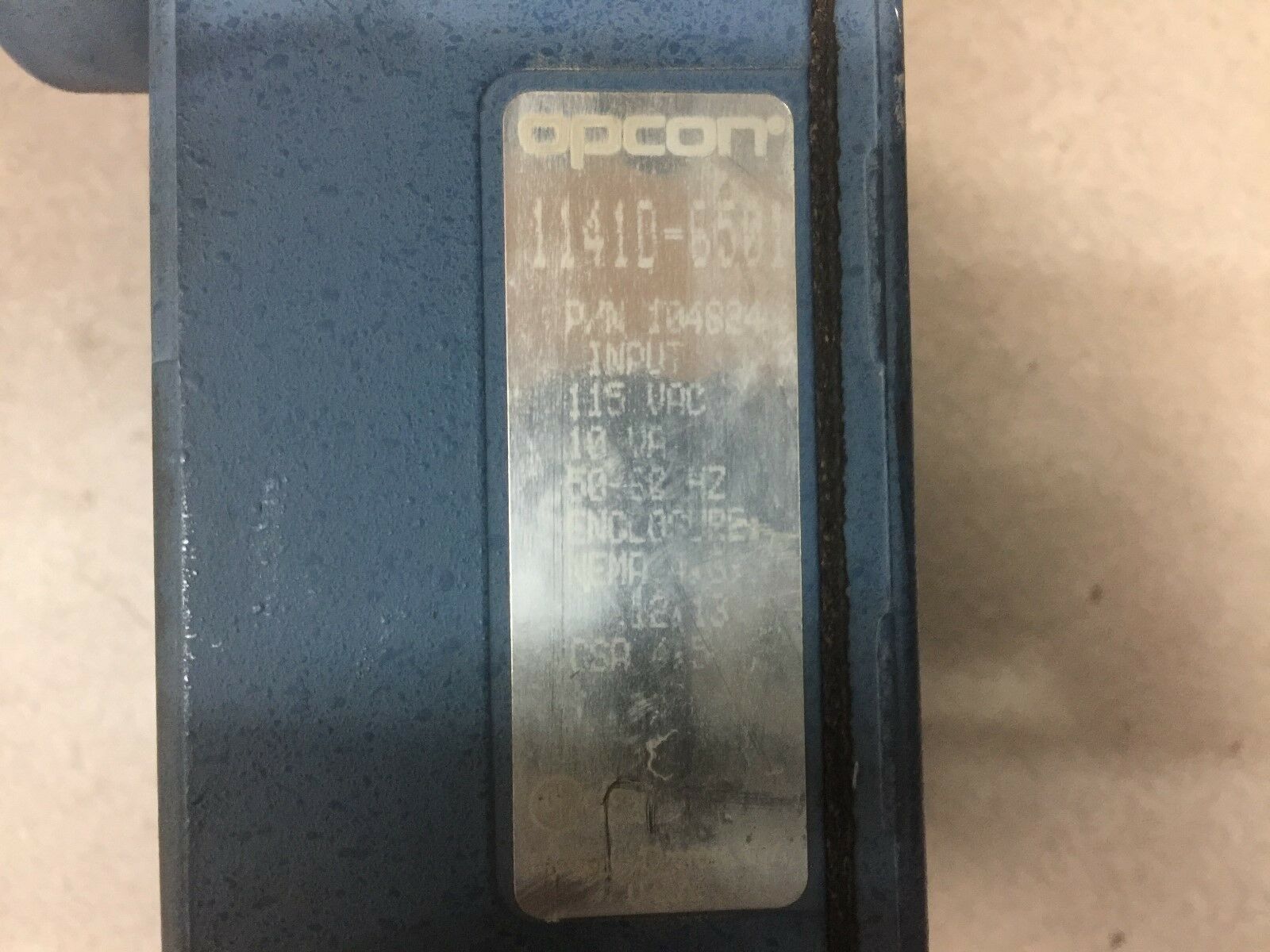 USED OPCON PHOTOELECTRIC SENSON 114D-6501