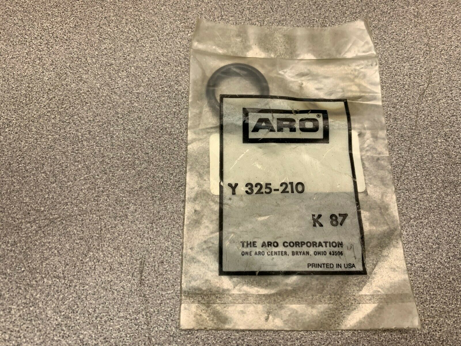 LOT OF 2 NEW IN BAG ARO O-RINGS Y 325-210