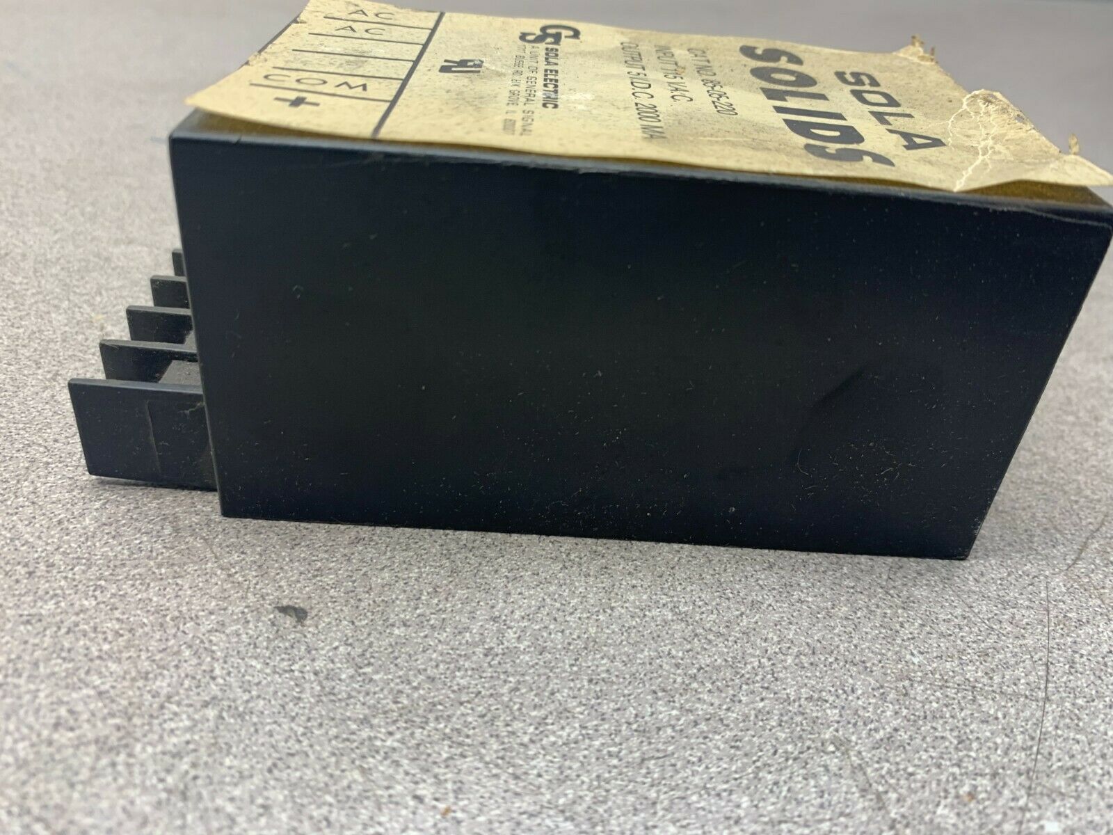 USED SOLA POWER SUPPLY 85-05-220