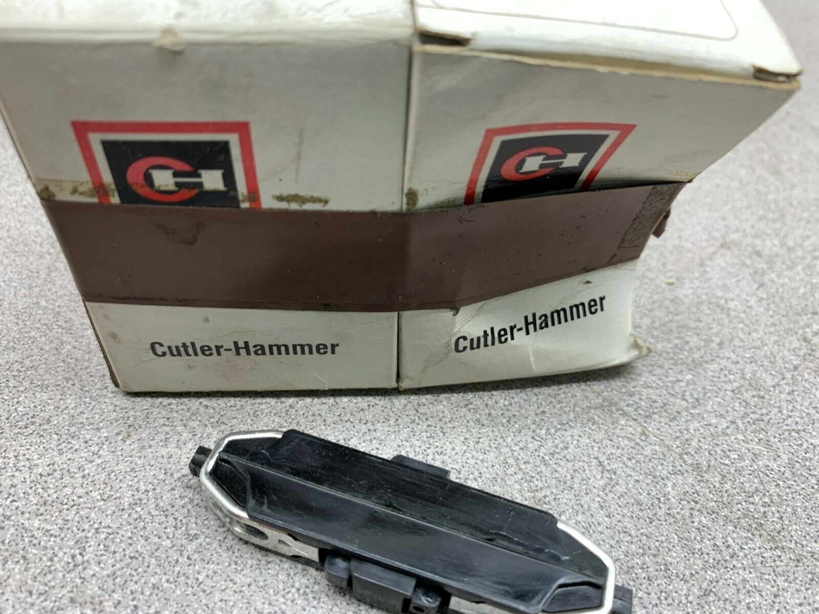 LOT OF 3 NEW IN BOX CUTLER HAMMER ARC