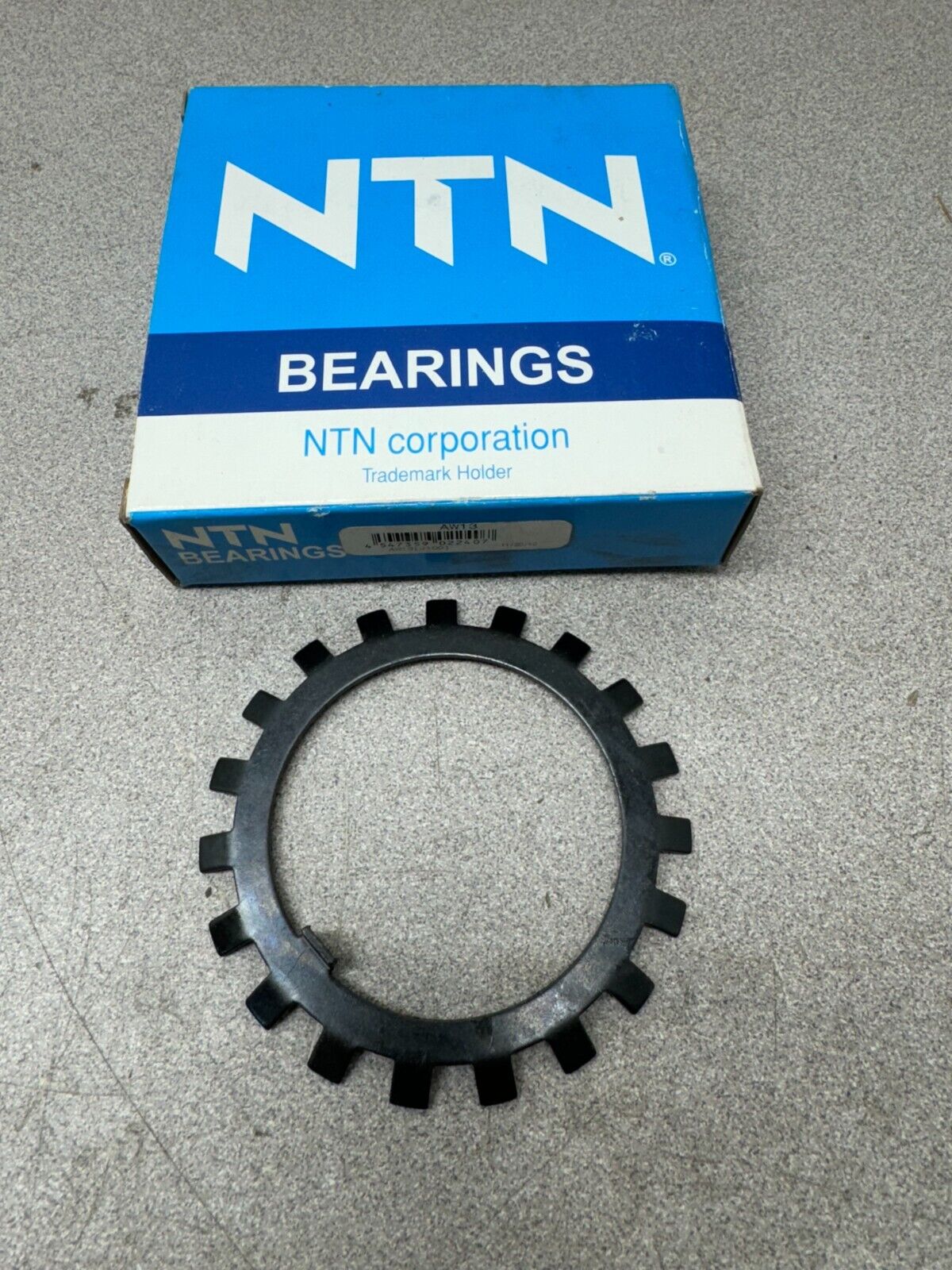 NEW IN BOX NTN LOCK WASHER AW13