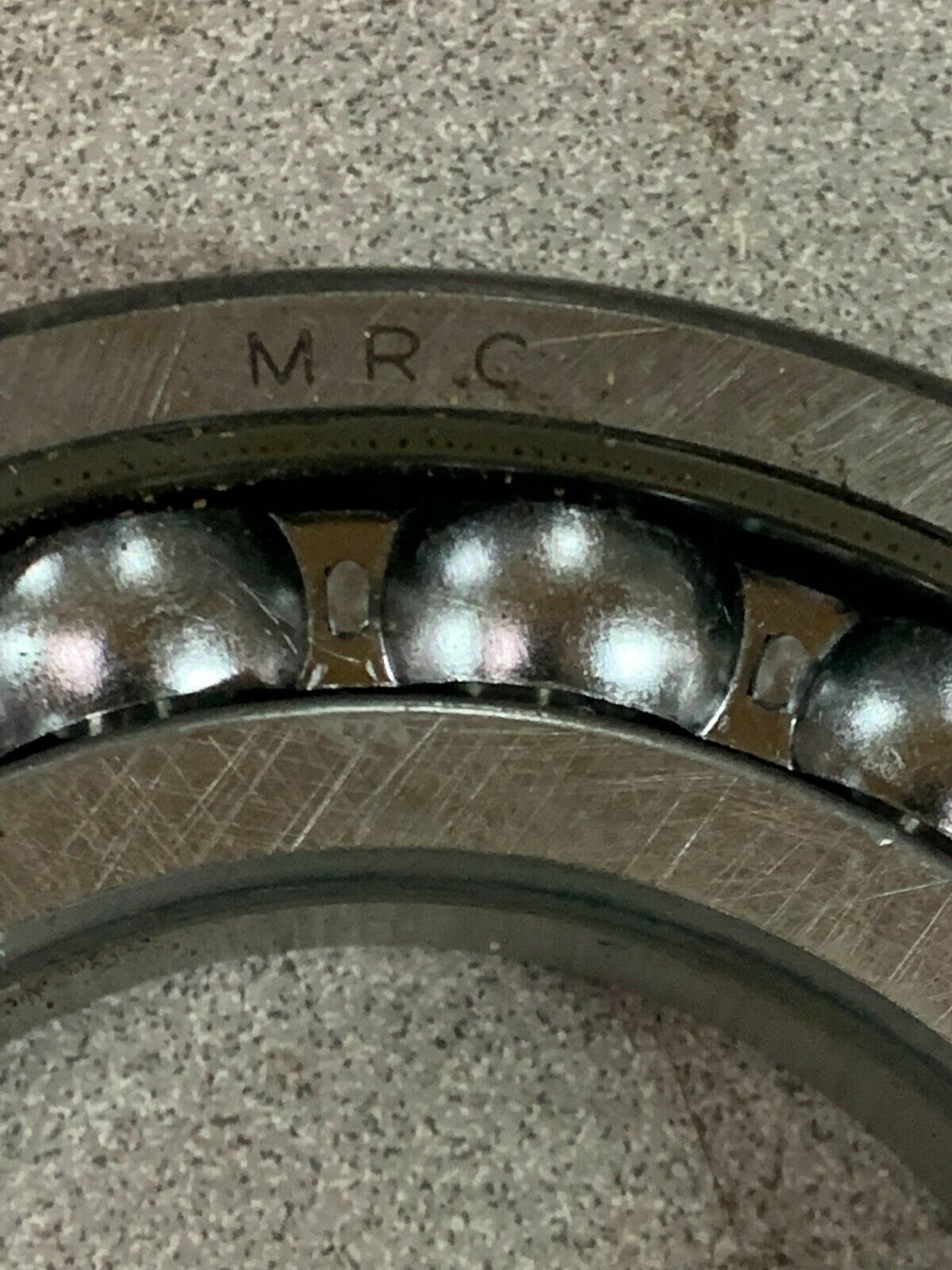 NEW NO BOX MRC FA18288X ROLLER BEARING 214M