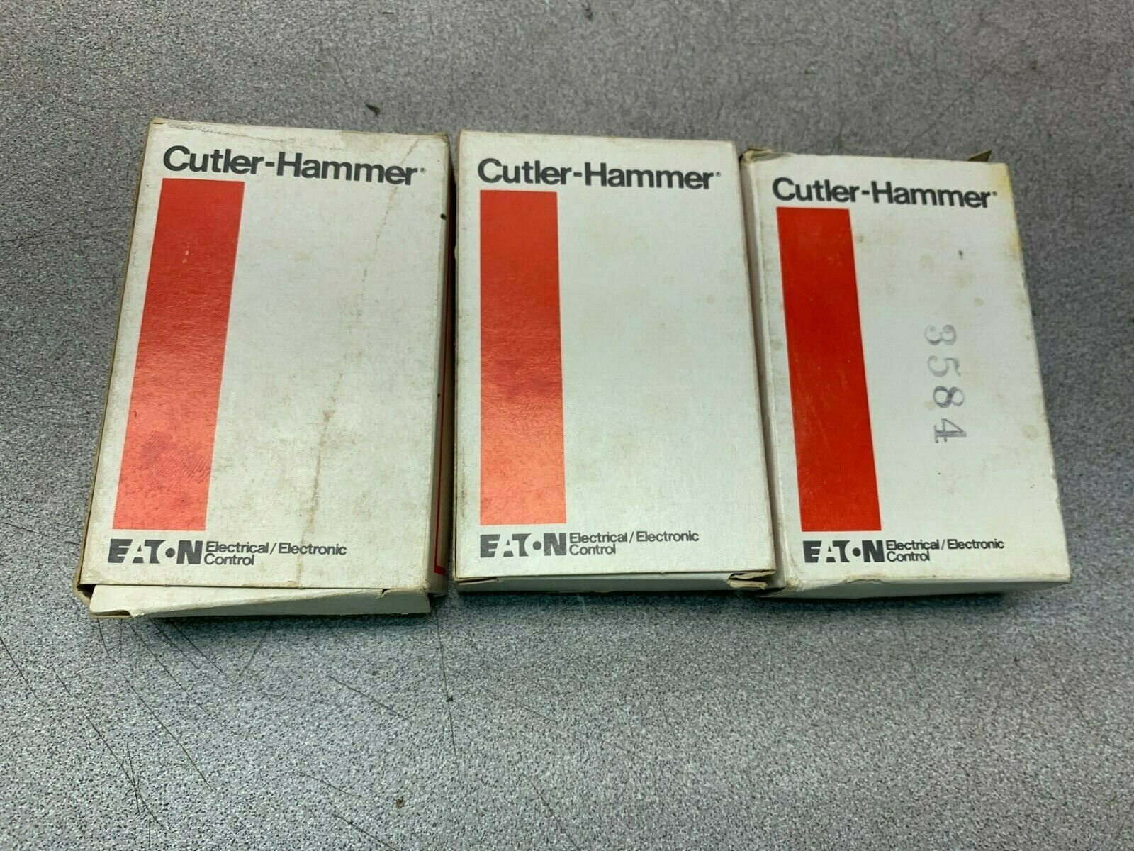 LOT OF 3 NEW IN BOX CUTLER HAMMER CONTACT 10933H1A