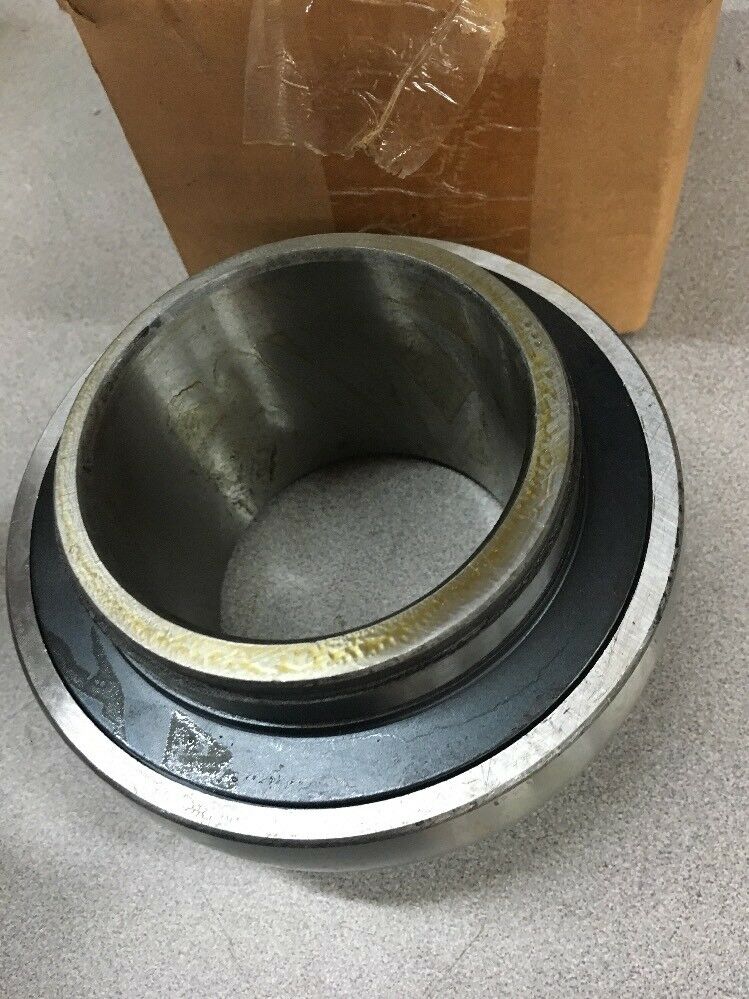 NEW IN BOX PTI BEARING INSERT HC216