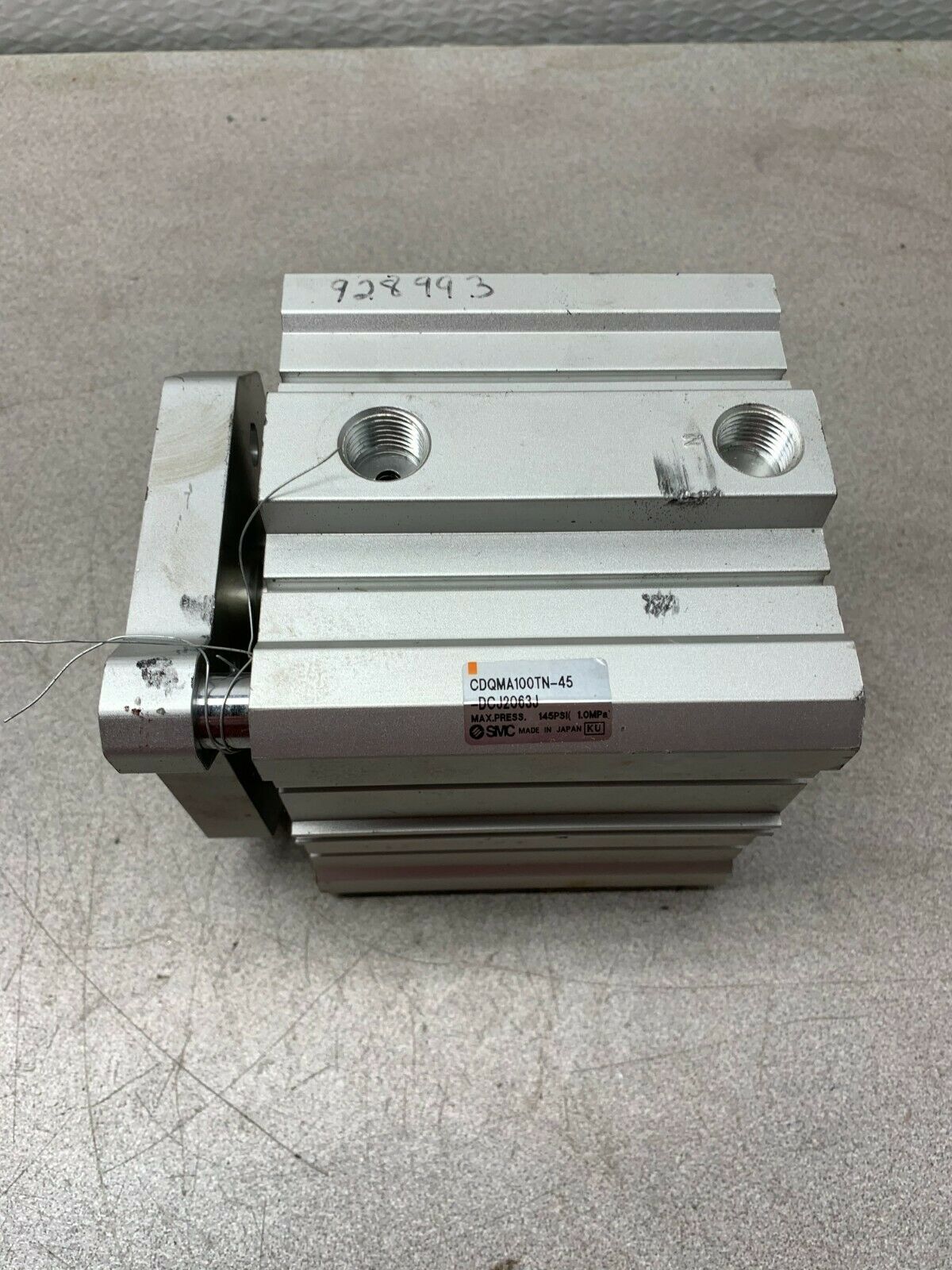 NEW NO BOX SMC CDQMA100TN-45 PNEUMATIC CYLINDER CDQMA100TN-45-DCJ2063J