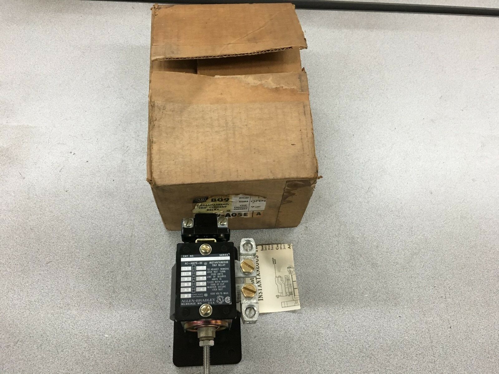 NEW IN BOX ALLEN-BRADLEY INSTANTANEOUS TRIP CURRENT RELAY 809-A05E SERIES A