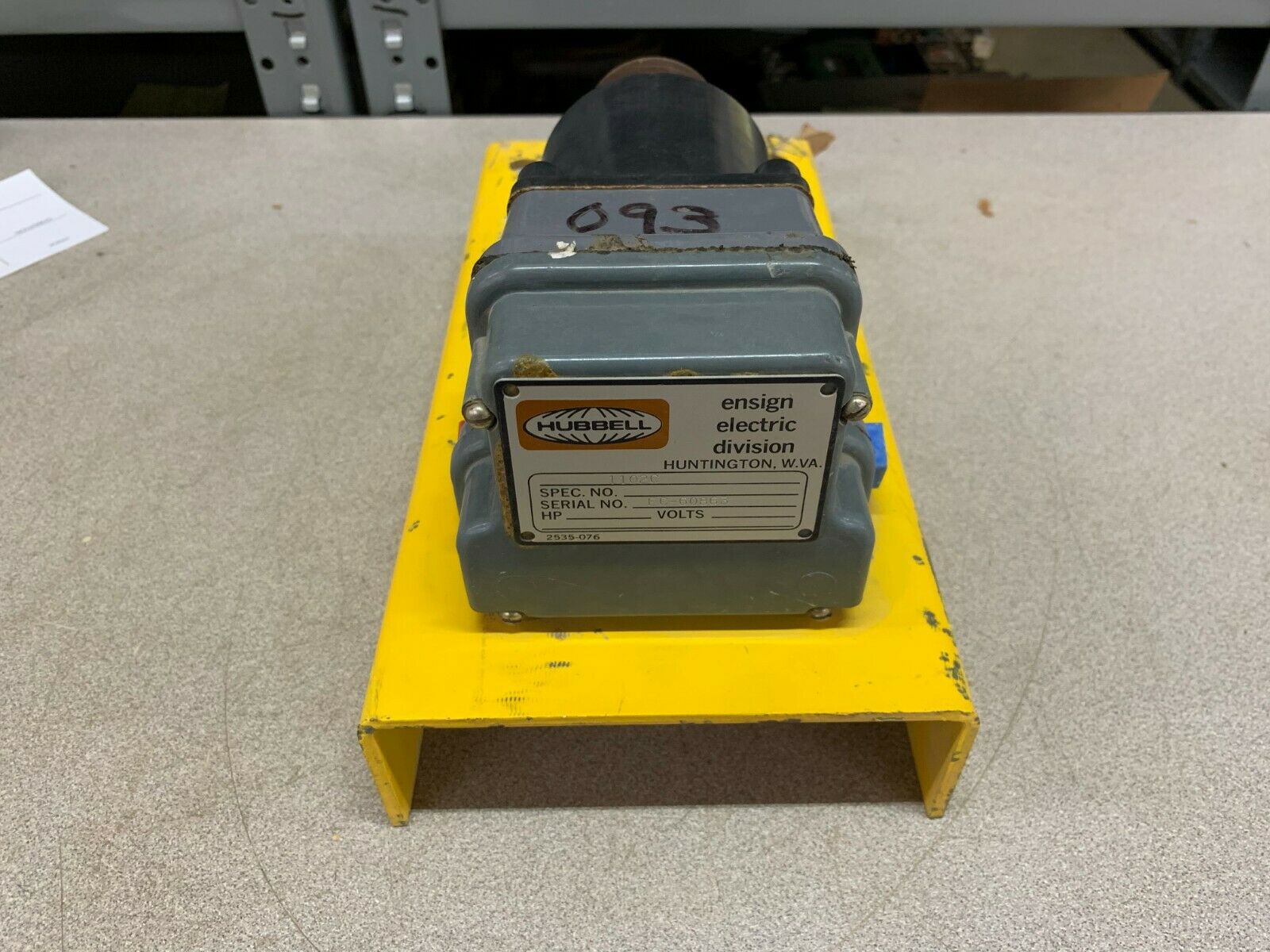 USED HUBBELL ENSIGN ELECTRIC DIVISION SWITCH 1102C