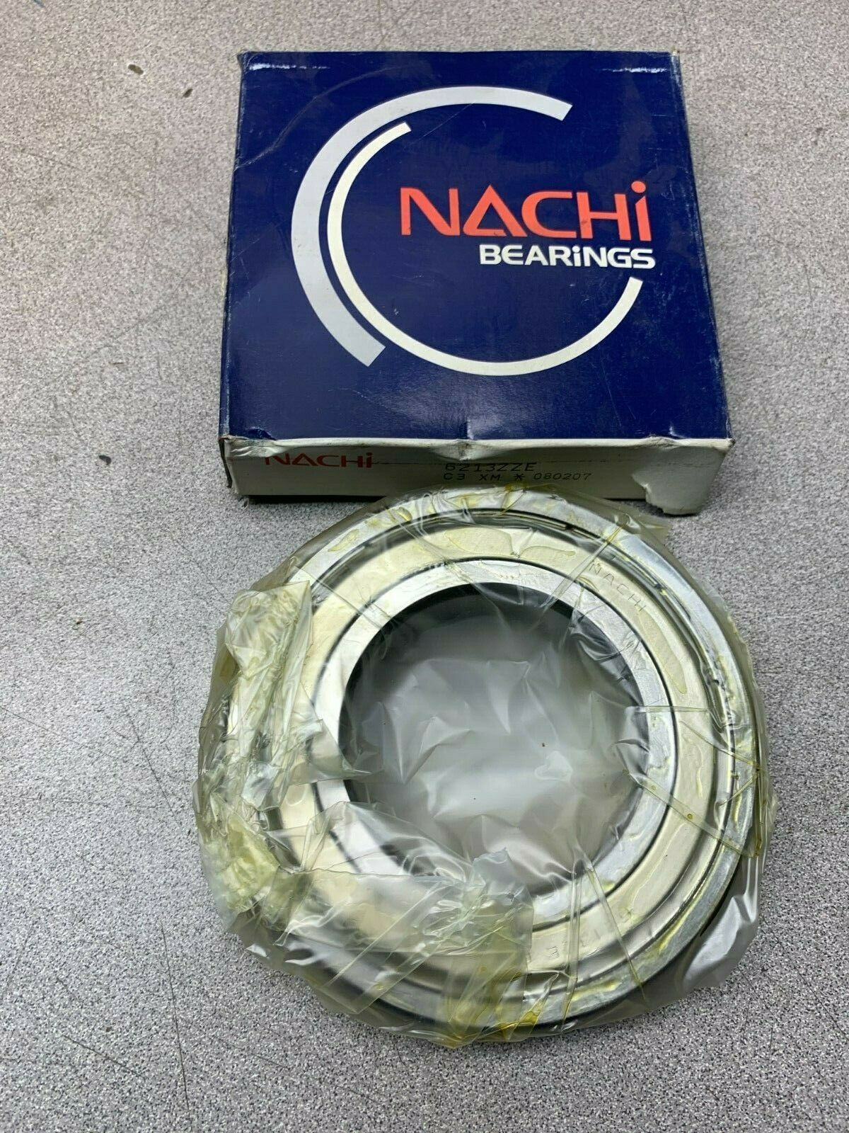 NEW IN BOX NACHI BALL BEARING 6213ZZE