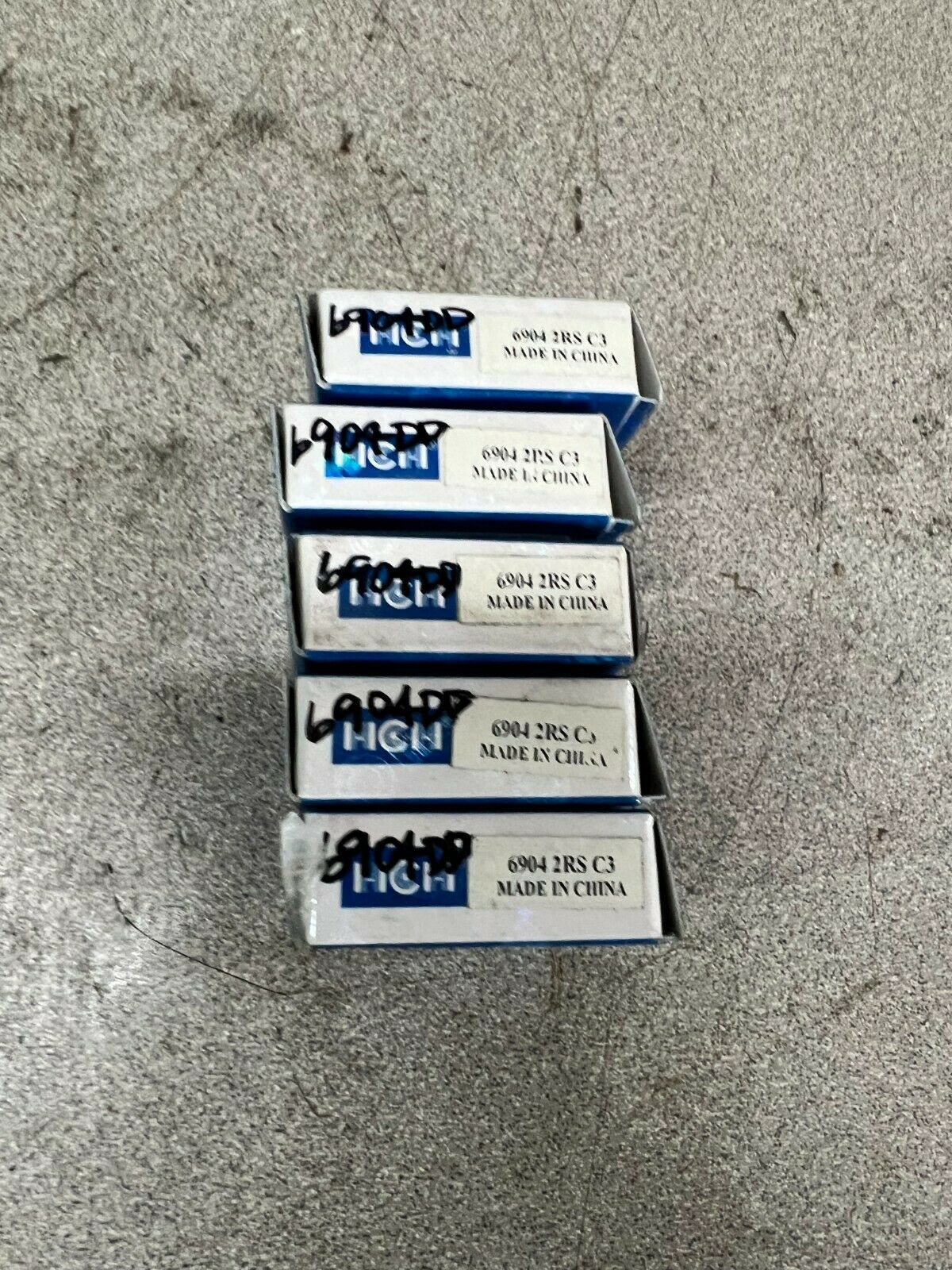 LOT OF 5 NEW IN BOX HCH BALL BEARING 6904 2RS C3