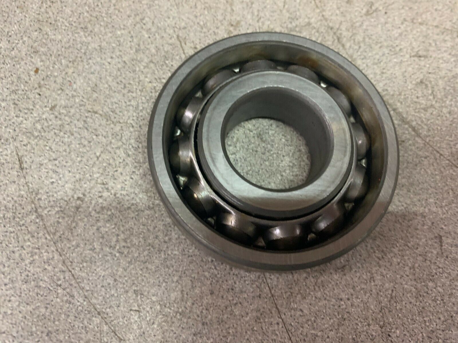 NEW IN BOX MRC ROLLER BEARING 730510