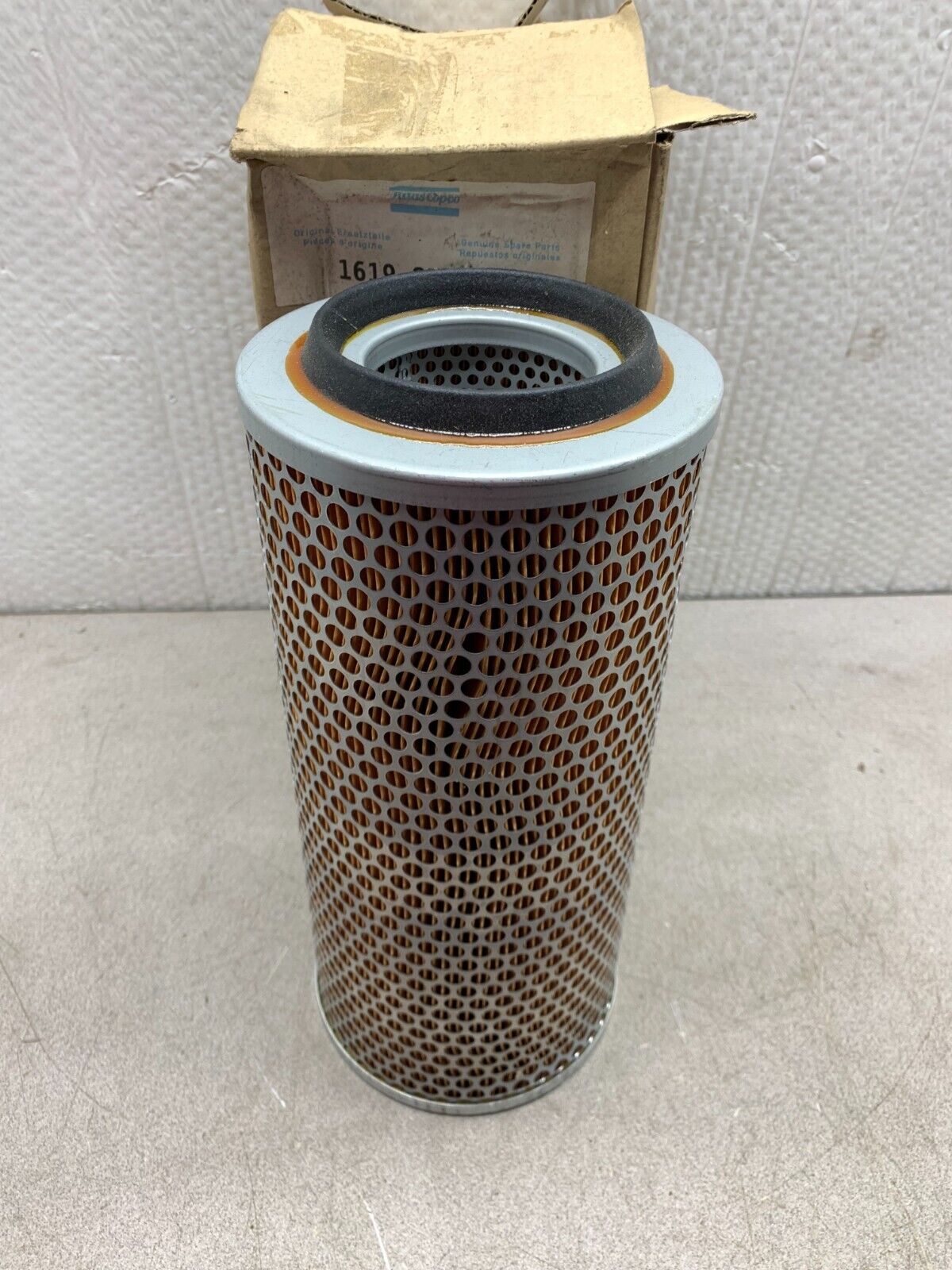 NEW IN BOX ATLAS COPCO AIR FILTER 1619 2796 00