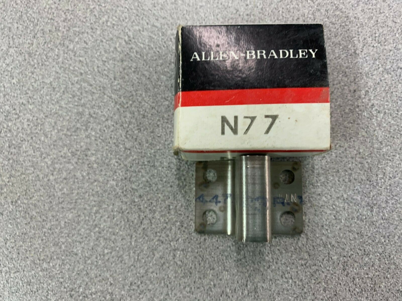 LOT OF 2 NEW IN BOX ALLEN BRADLEY HEATER ELEMENT N77