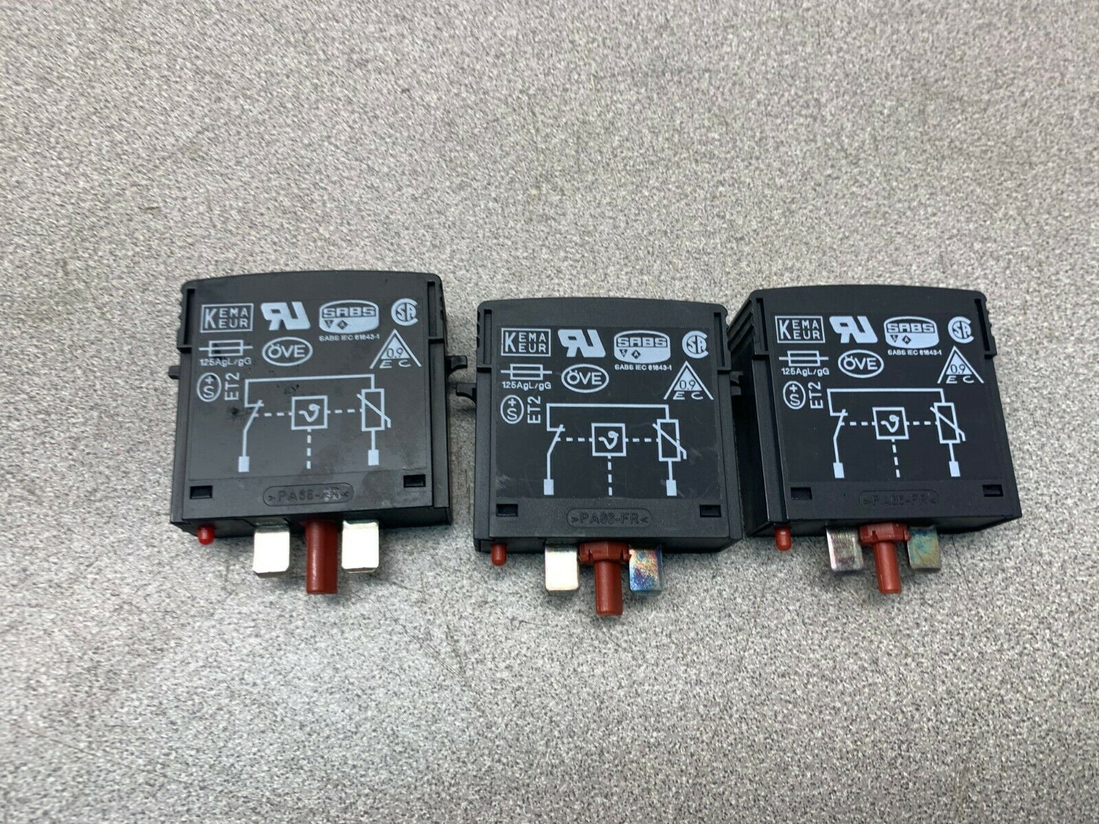 LOT OF 3 NEW NO BOX PHEONIX CONTACT SURGE ARRESTOR VAL-MS