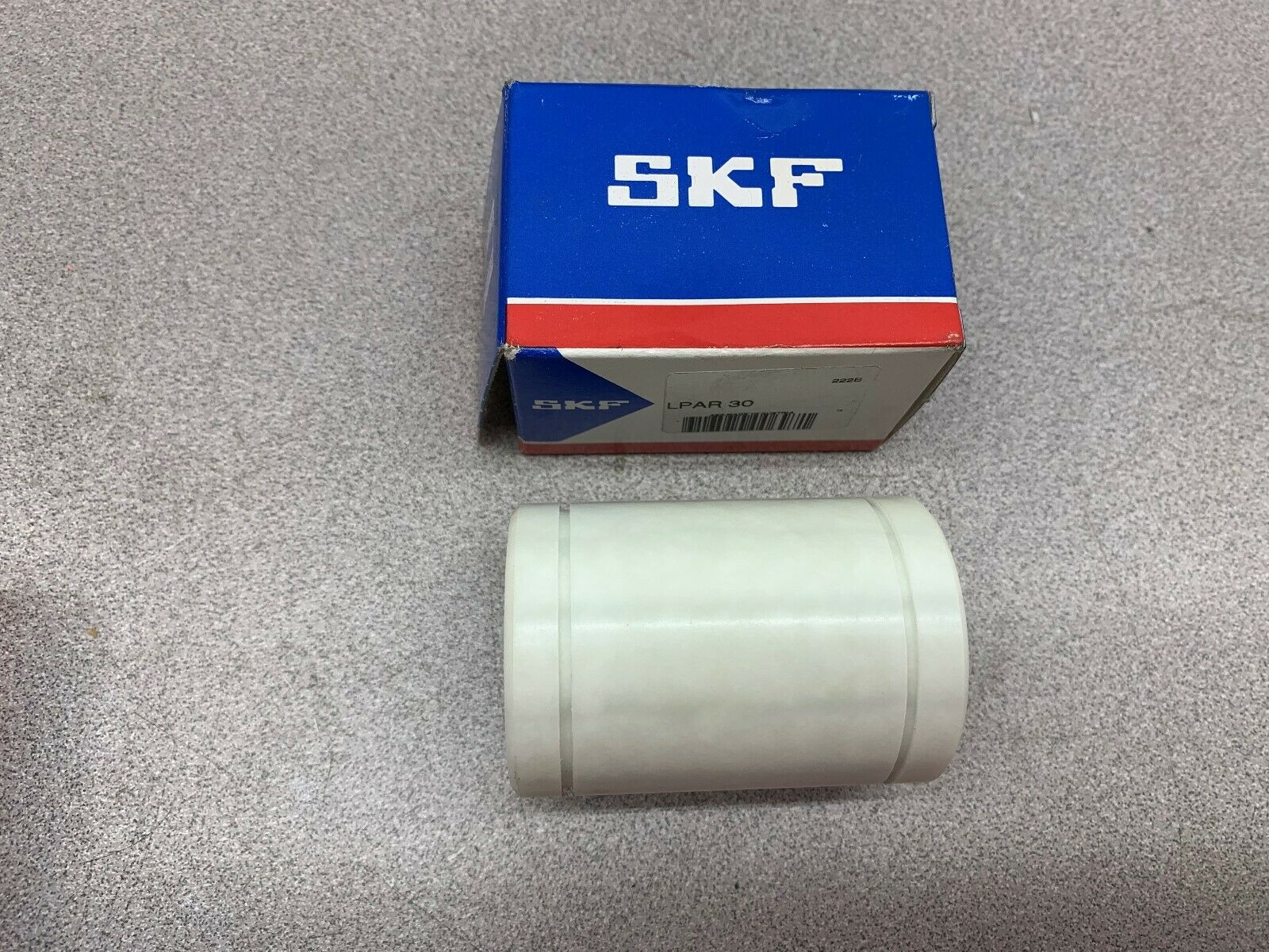 NEW IN BOX SKF BEARING LPAR 30