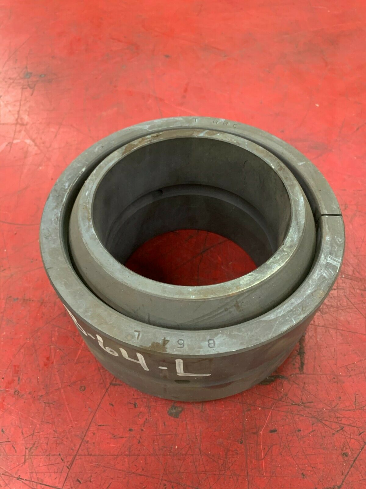 NEW RBC SPHERICAL PLAIN BEARING B64L