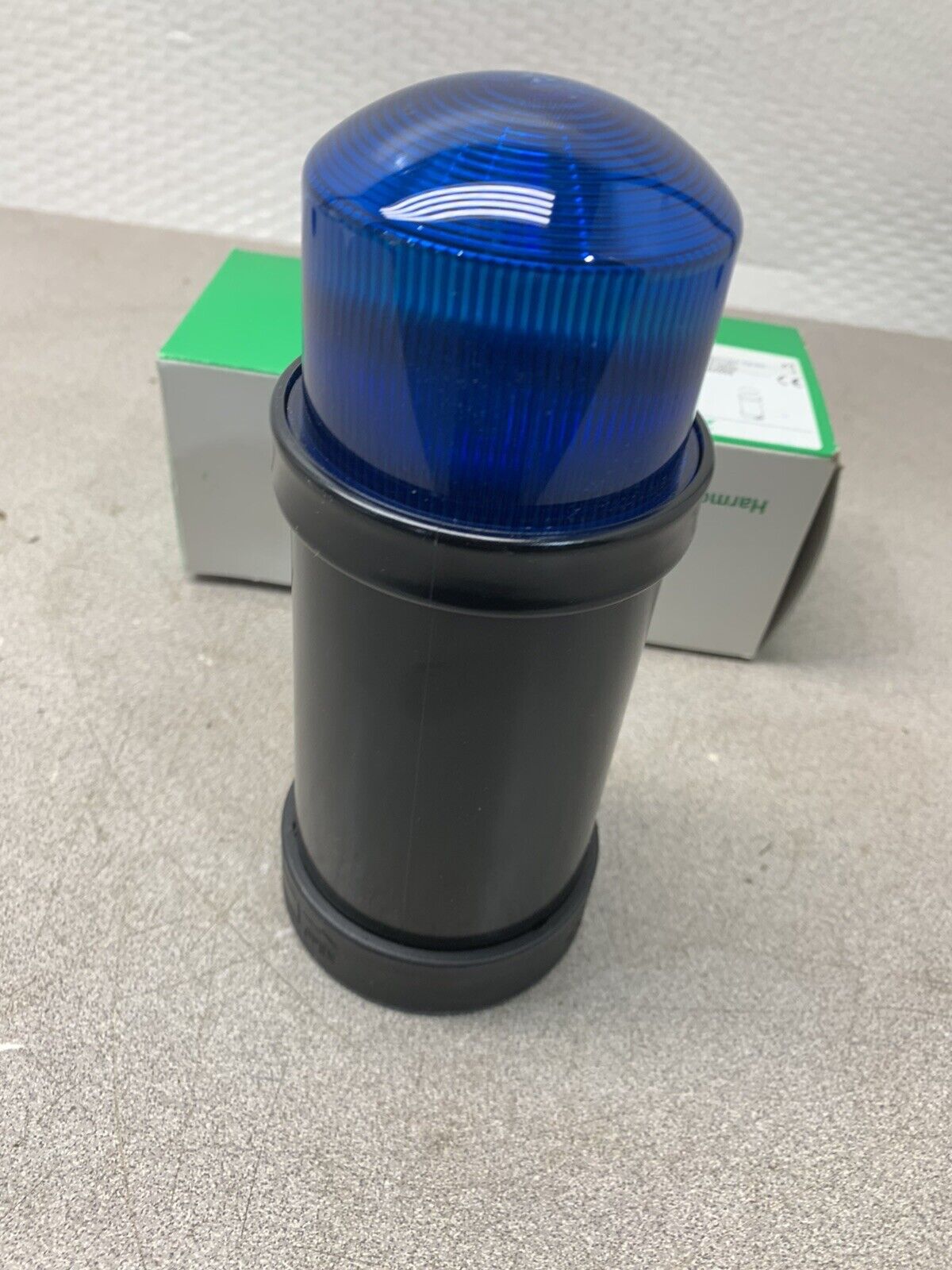 NEW IN BOX SCHNEIDER ELECTRIC BLUE STROBE LIGHT UNIT XVB C8B6