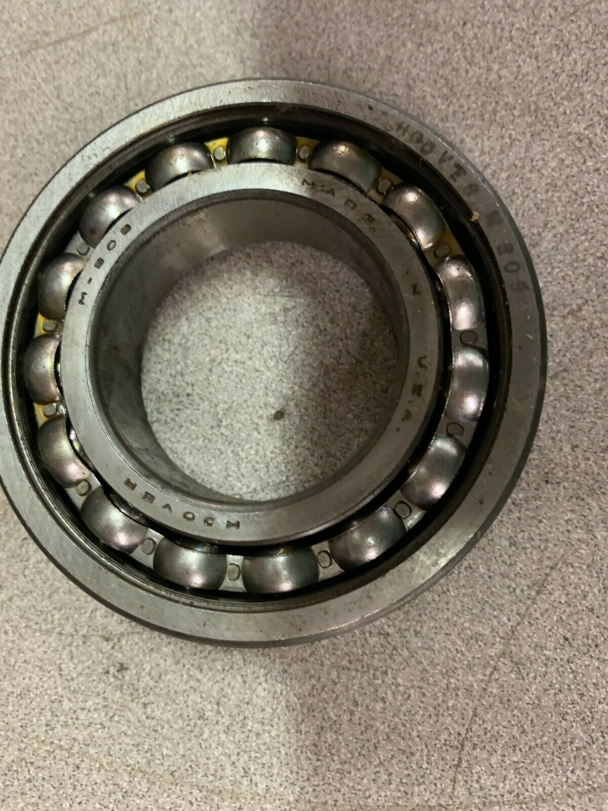 NEW IN BOX HOOVER ROLLER BEARING M209C