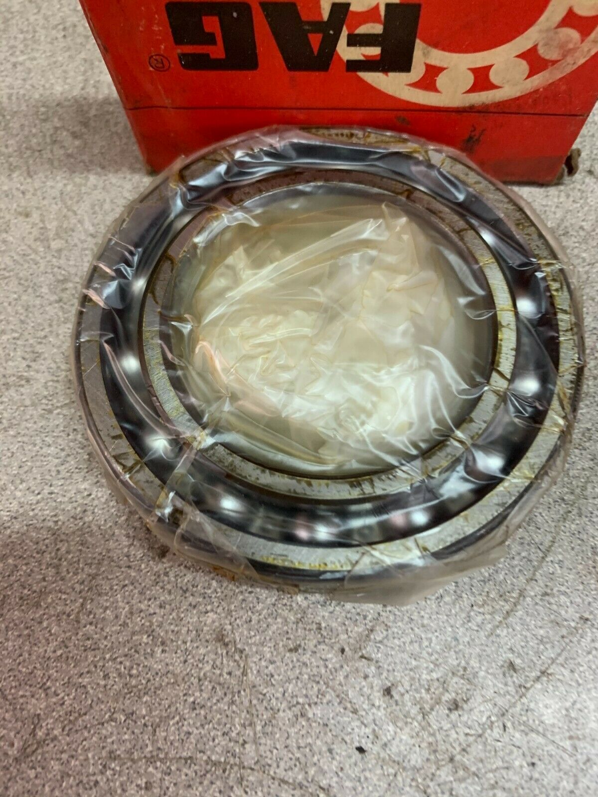 NEW IN BOX FAG TAPERED ROLLER BEARING 6010ZR