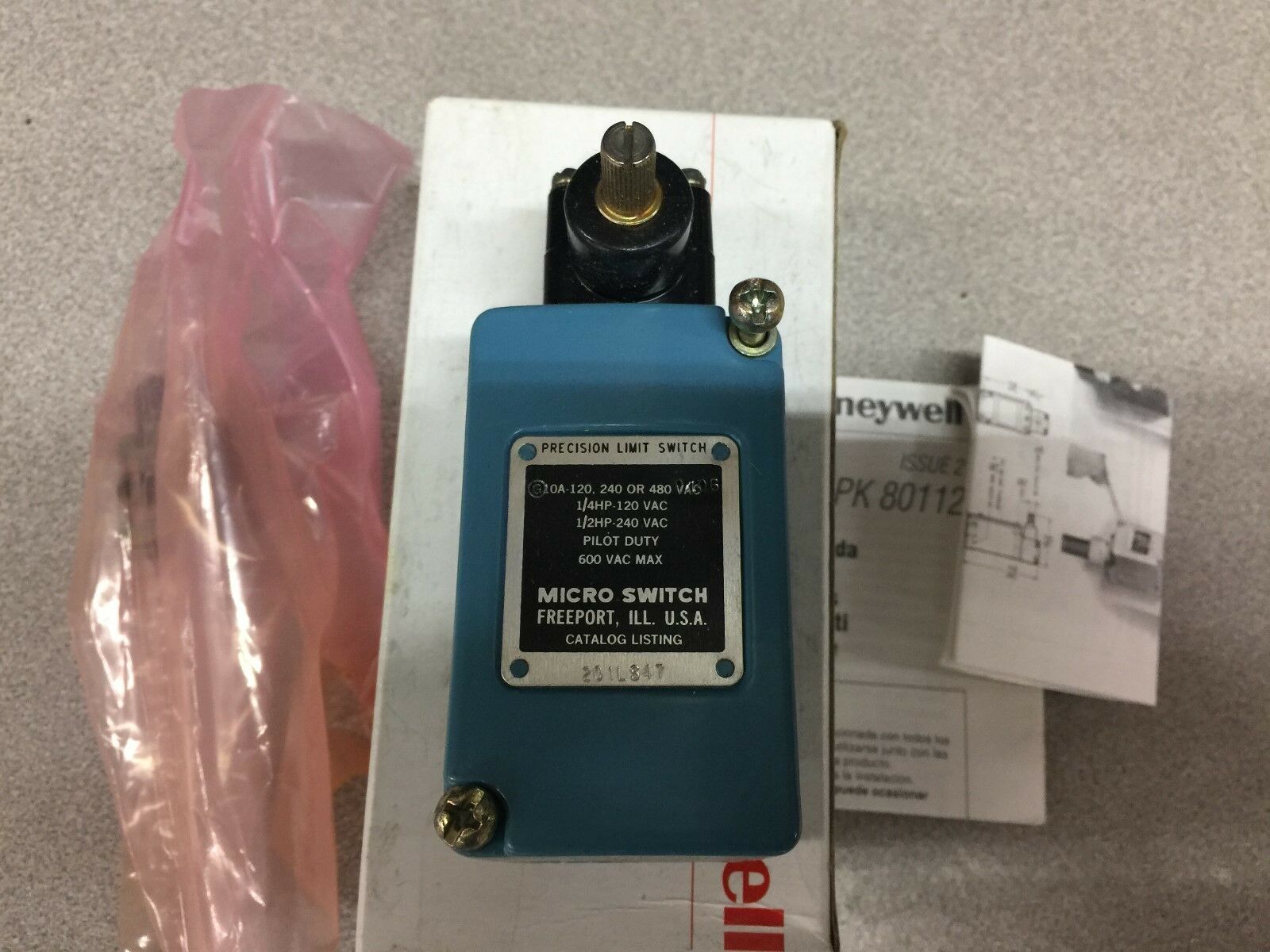 NEW IN BOX HONEYWELL LIMIT SWITCH 201LS47