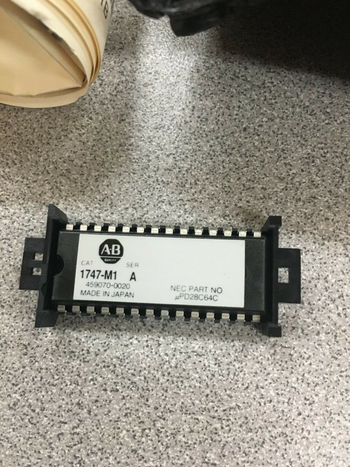 NEW IN BOX ALLEN-BRADLEY SLC 500 EEPROM MEMORY MODULE 1747-M1 SERIES A