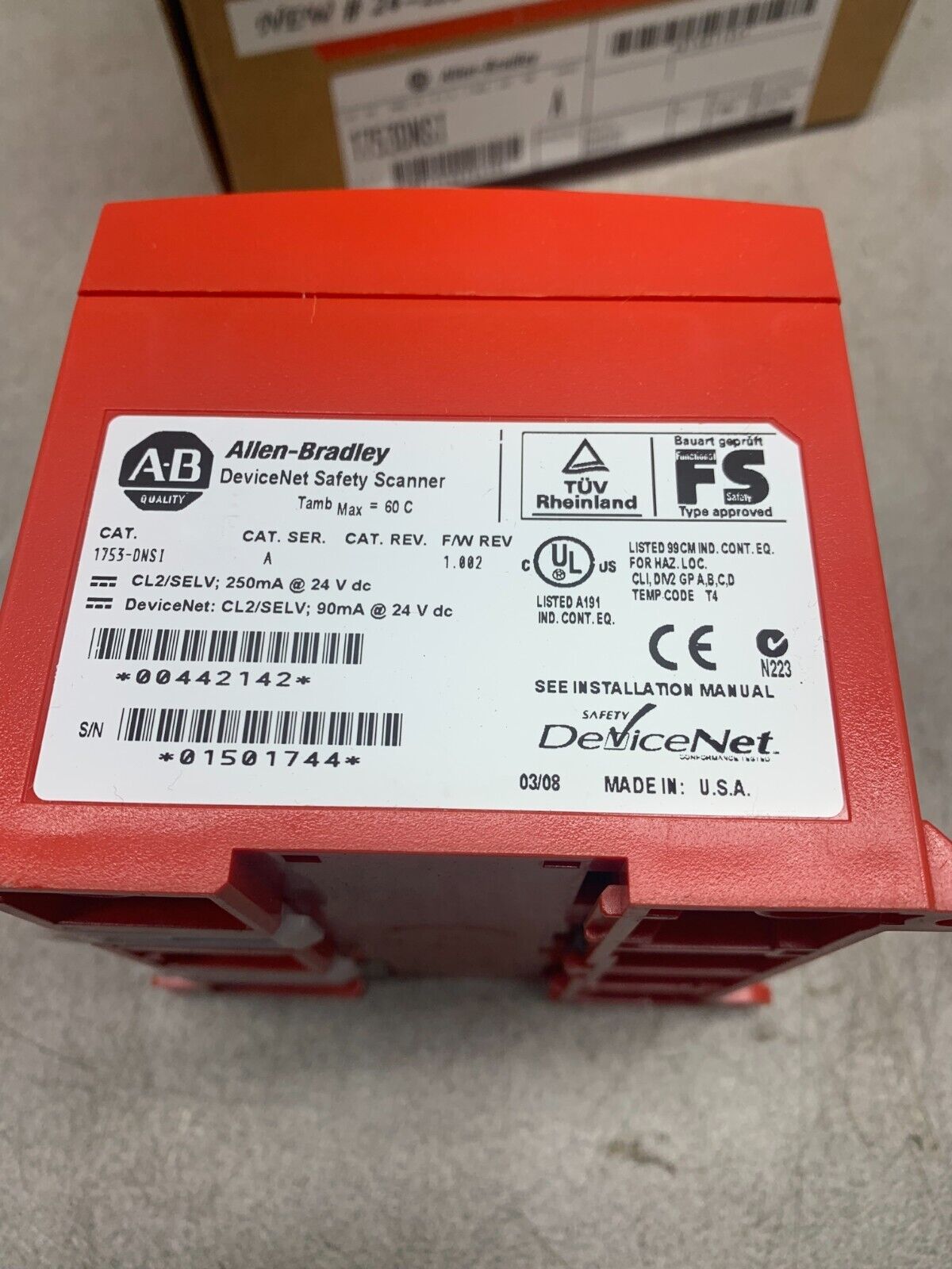 NEW ALLEN-BRADLEY DEVICENET SAFETY SCANNER 1753-DNSI SERIES A