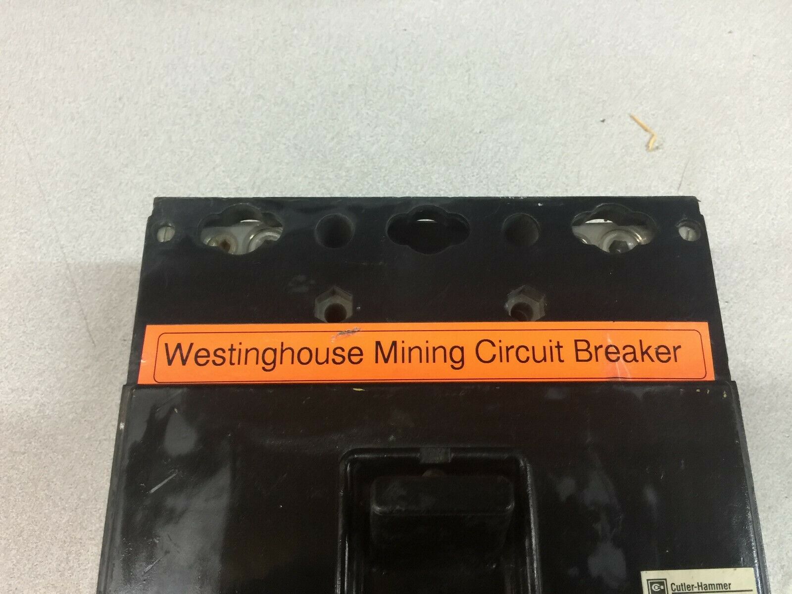 USED WESTINGHOUSE 400 AMP 2 POLE 600 VAC 750-1500 TRIP 48VDC UVR MINING BREAKE