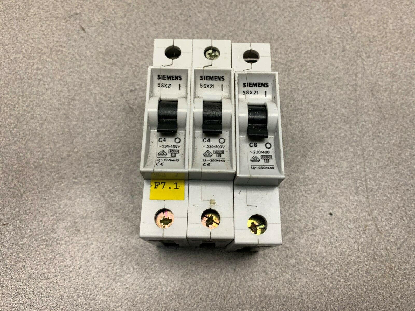 LOT OF 3 NEW NO BOX SIEMENS BREAKER 5SX21