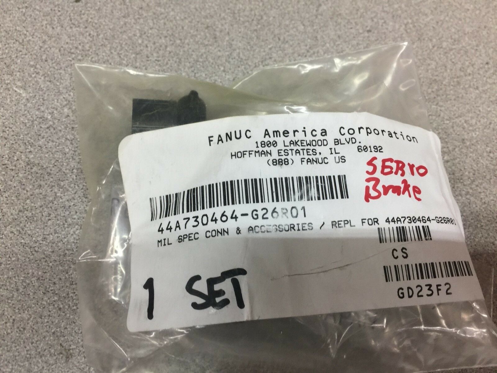 NEW IN PACKAGE FANUC MIL SPEC CONNECTOR AND ACCECORIES 44A730464-G26R01