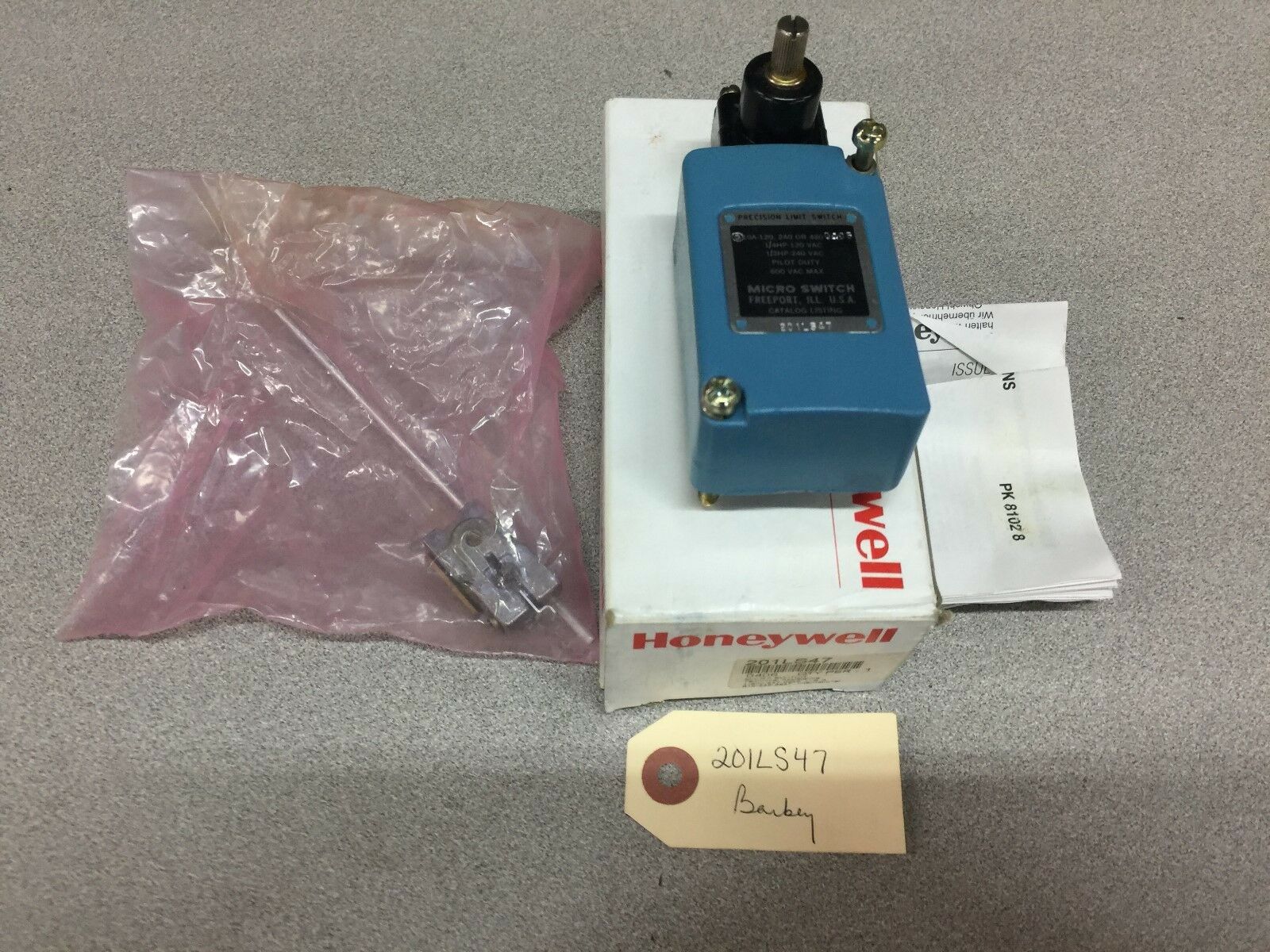 NEW IN BOX HONEYWELL LIMIT SWITCH 201LS47