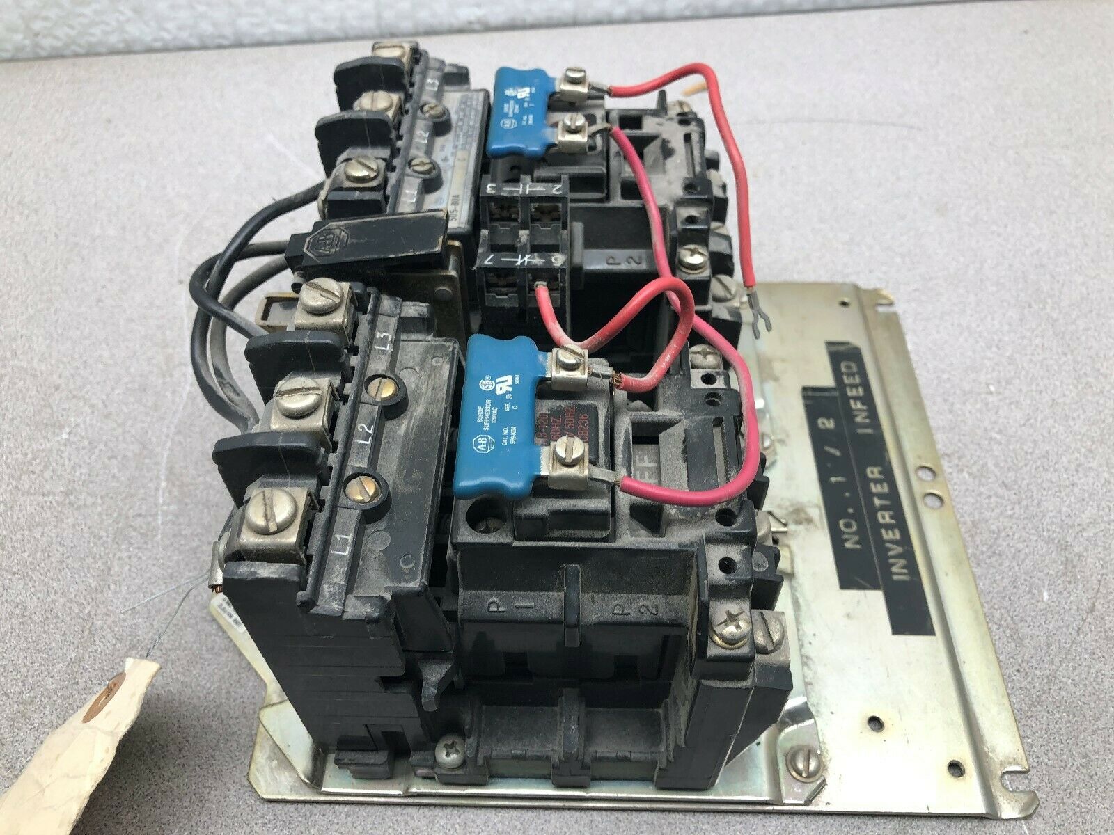 USED ALLEN BRADLEY SIZE 1 27 AMP 600 VAC 120 VAC COIL 3 POLE REVERSING CONTACTOR