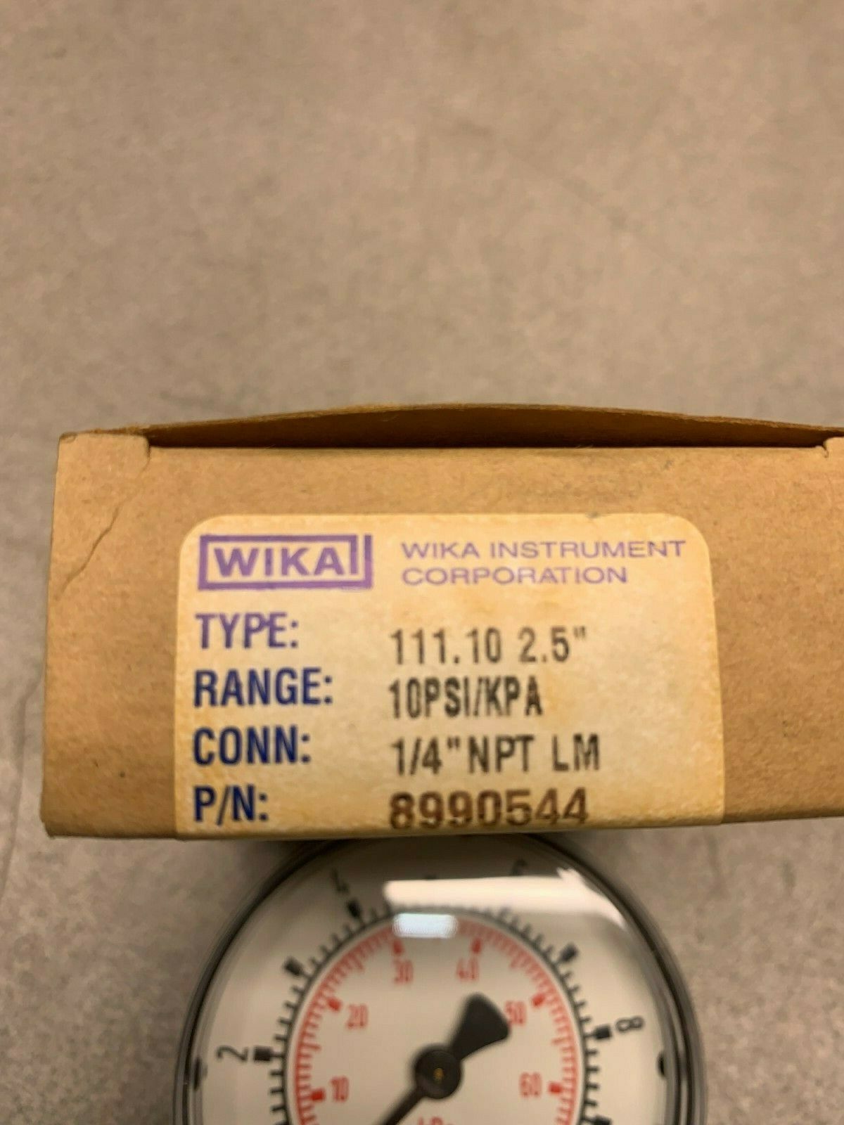 NEW IN BOX WIKA PRESSURE GAUGE 8990544