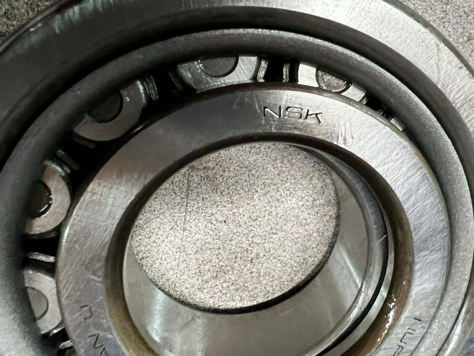 NEW IN BOX NSK NUP310 CYLINDRICAL BEARING NUP310W