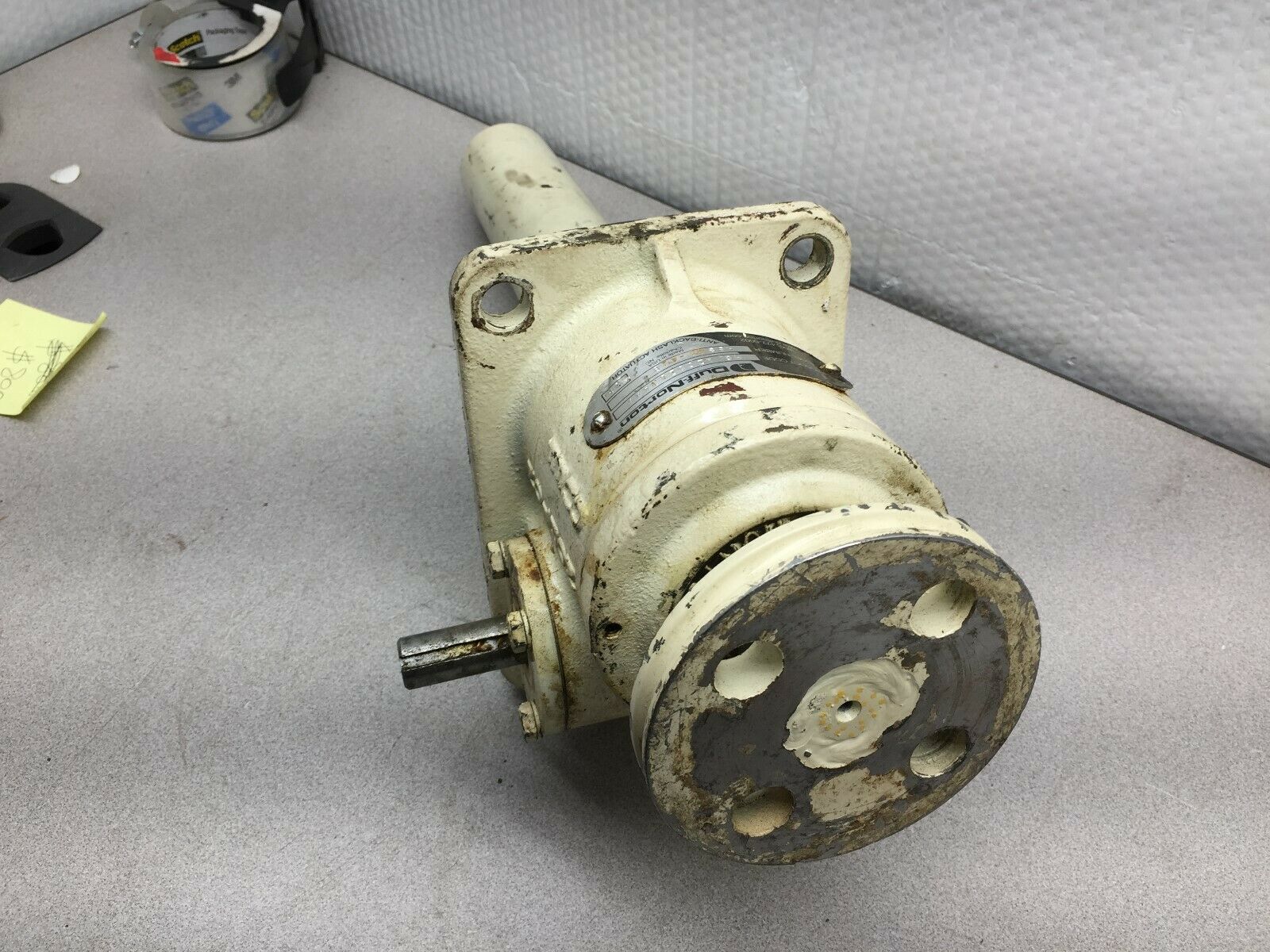 USED DUFF-NORTON ANTI-BACKLASH ACTUATOR M5805-41B