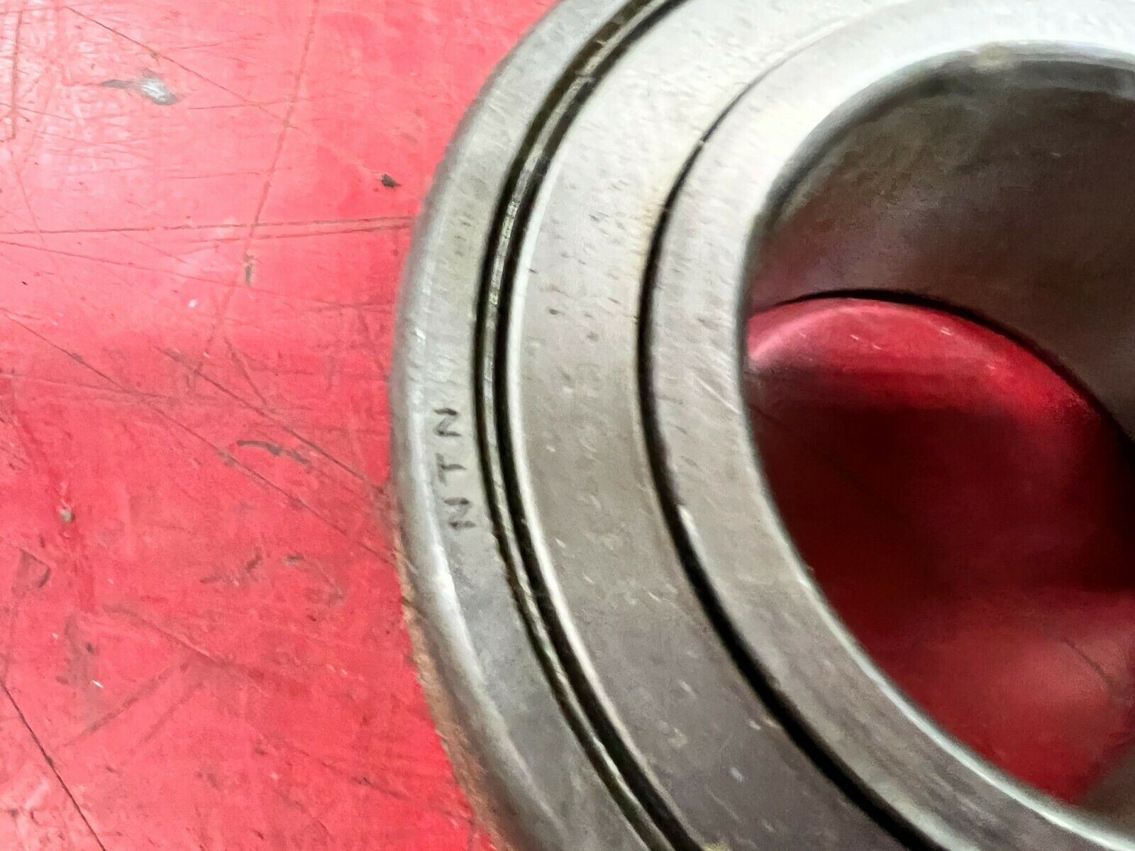 NEW NO BOX NTN BALL BEARING 63212