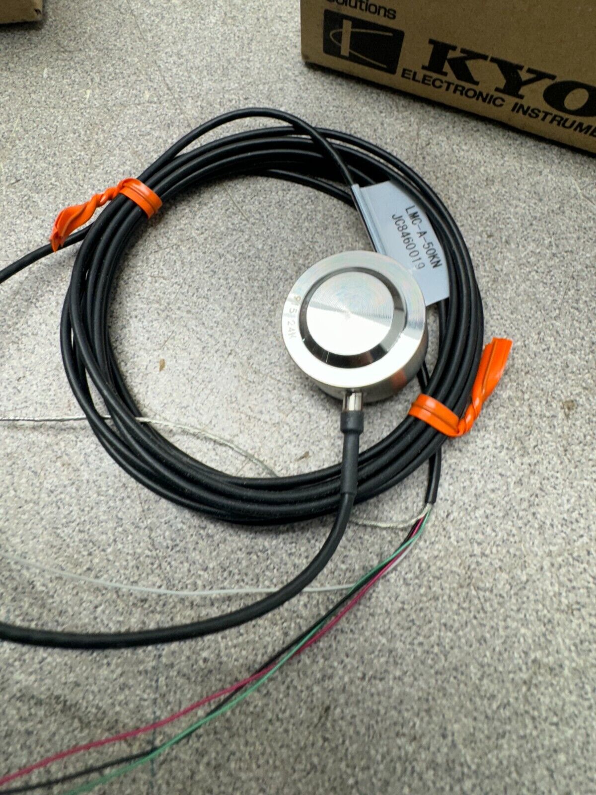 NEW IN BOX KYOWA 50KN Compression Load Cell LMC-A-50KN
