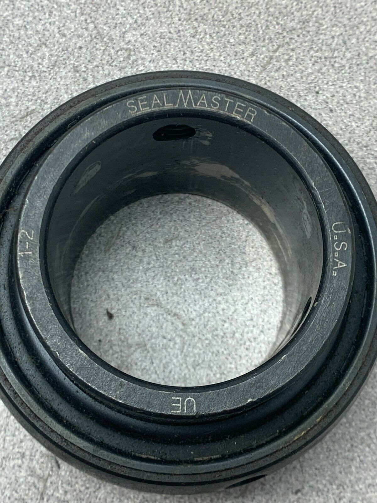 USED SEALMASTER 2" BORE INSERT BEARING 1-2