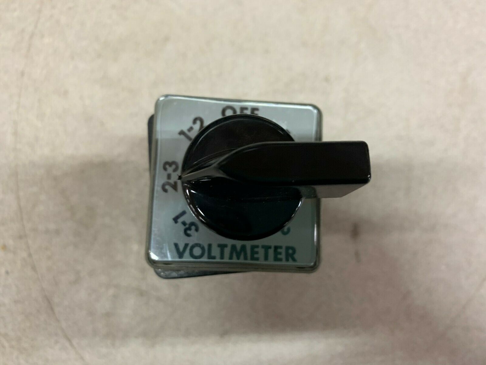 USED SQUARE D VOLTMETER 9003 ZC6128AA2