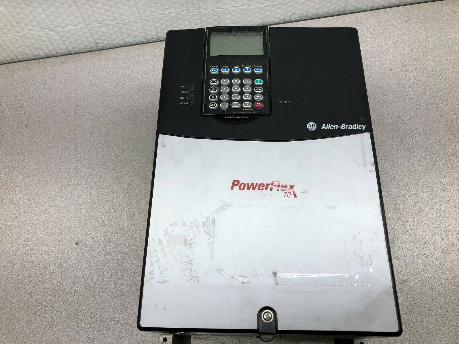 USED POWERFLEX 70 15 HP 240 VAC 3 PH 0-400 HZ FREQUENCY DRIVE 20A B 042 A3 AYNAN