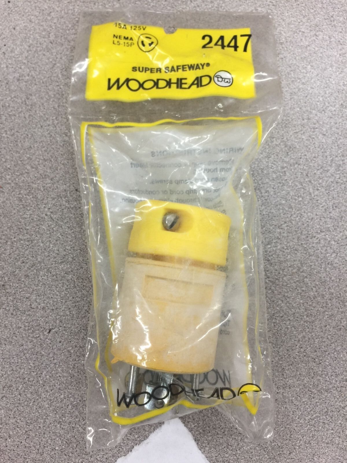 NEW IN PACKAGE WOODHEAD SUPER SAFEWAY PLUG NEMA L5-15P 2447 15AMP 125V