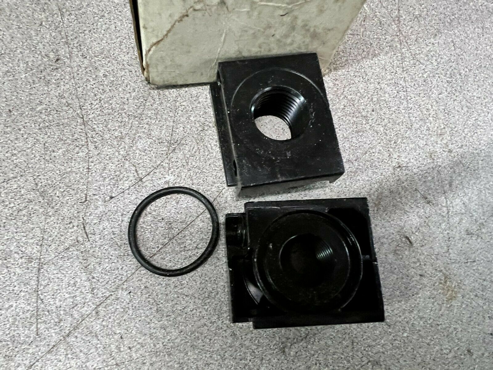 NEW IN BOX SCHRADER AND BELLOWS CONNECTOR KIT 9454-4000