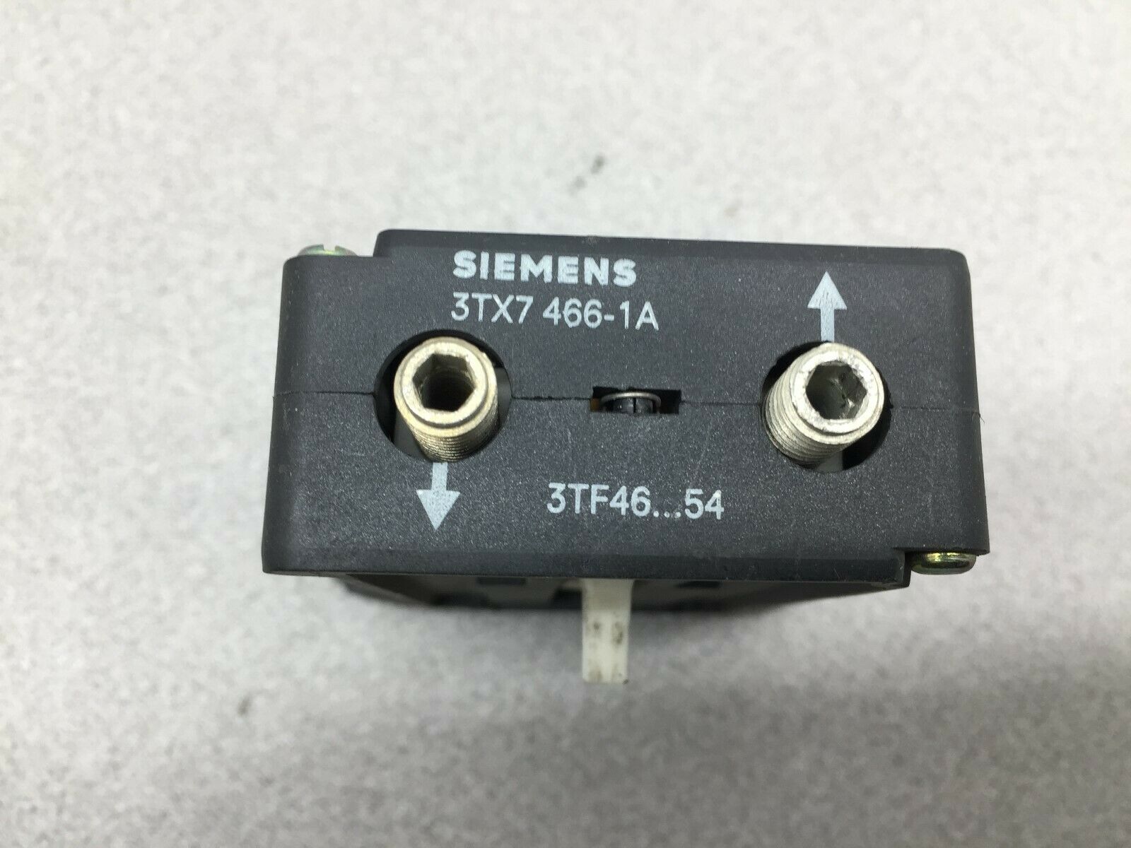 USED SIEMENS REVERSING MECHANICAL INTERLOCK 3TX7 466-1A