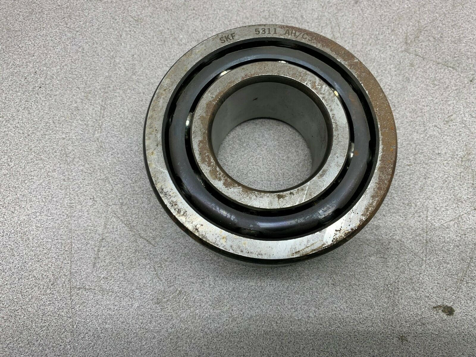 NEW NO BOX SKF BEARING 5311 AH/C3