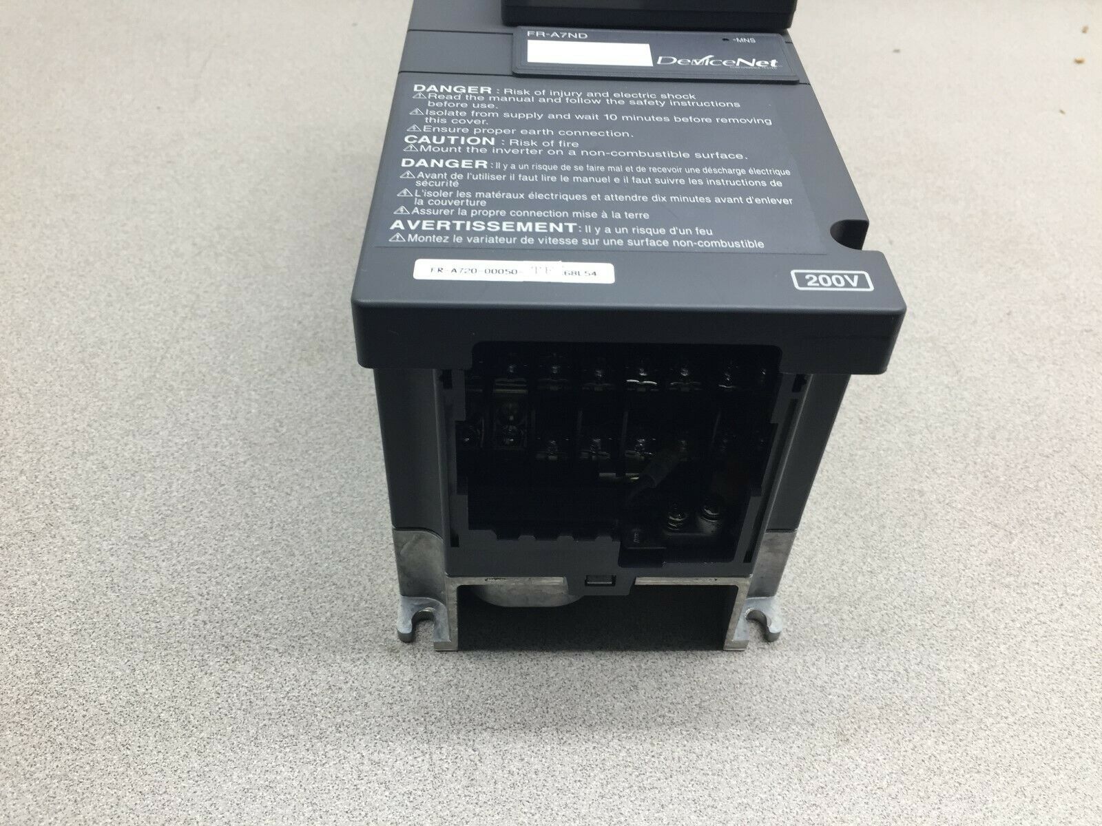 USED MITSUBISHI 11.4AMP 3PH 0.5-400HZ 200-240VAC INVERTER DRIVE FR-A720-00050-TF