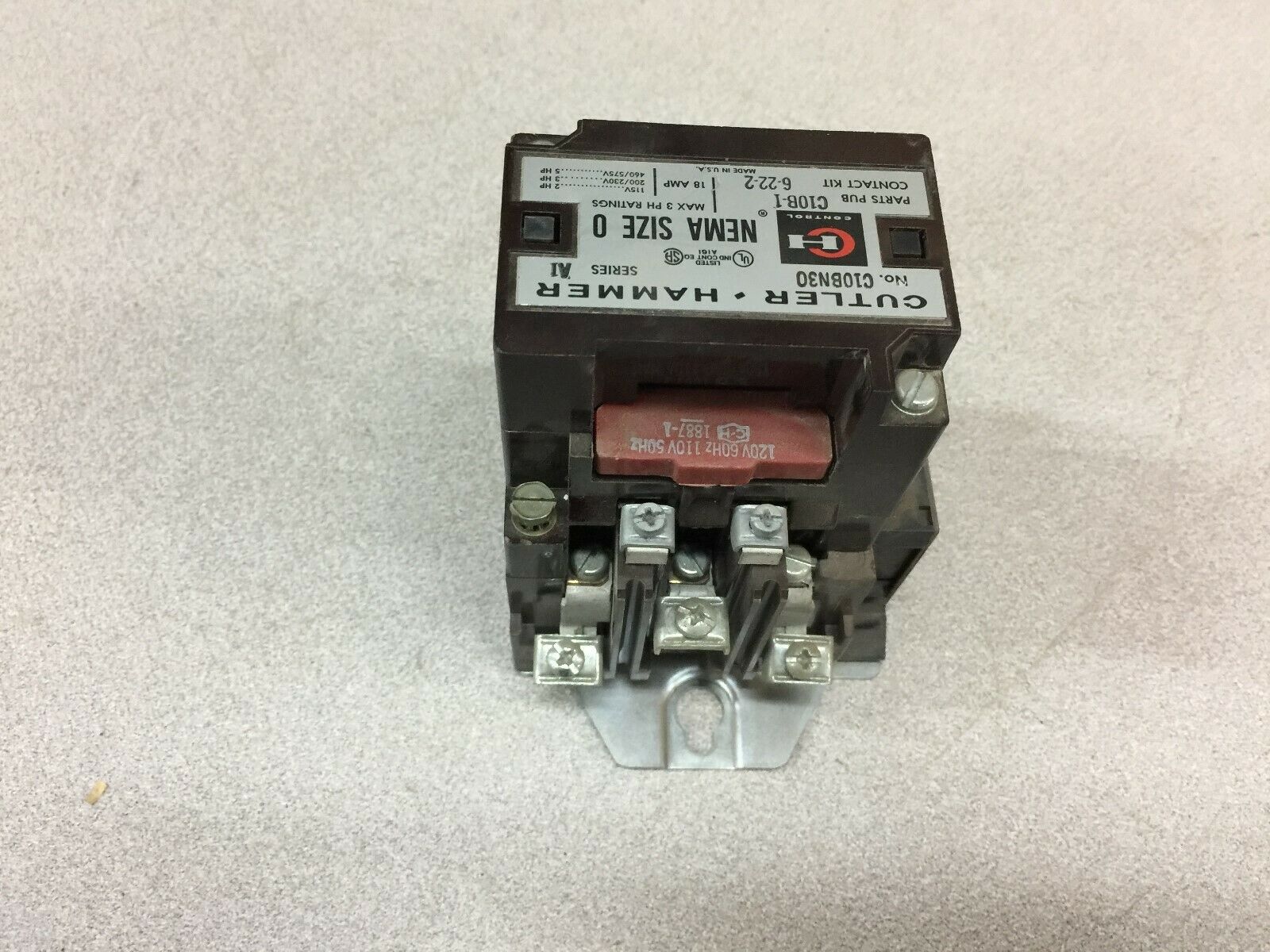 NEW NO BOX CUTLER HAMMER 120VAC SIZE 0 3POLE 600VAC 18AMP CONTACTOR C10BN30