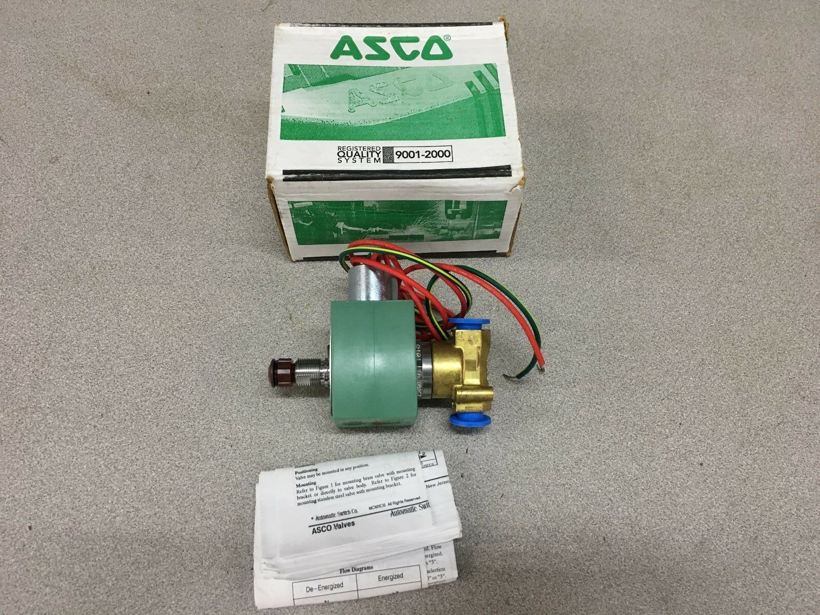 NEW IN BOX ASCO RED HAT SOLENOID VALVE 1/4" PIPE SIZE 8314H300