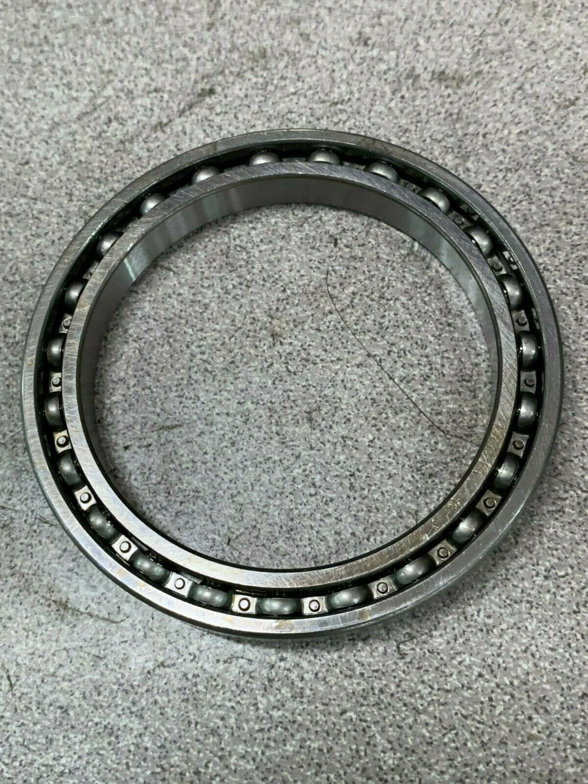 NEW IN BOX SMT ROLLER BEARING 6810