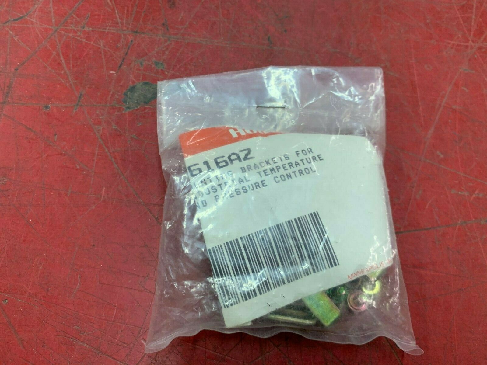 NEW IN BAG HONEYWELL MOUNTING BRACKET 7616AZ