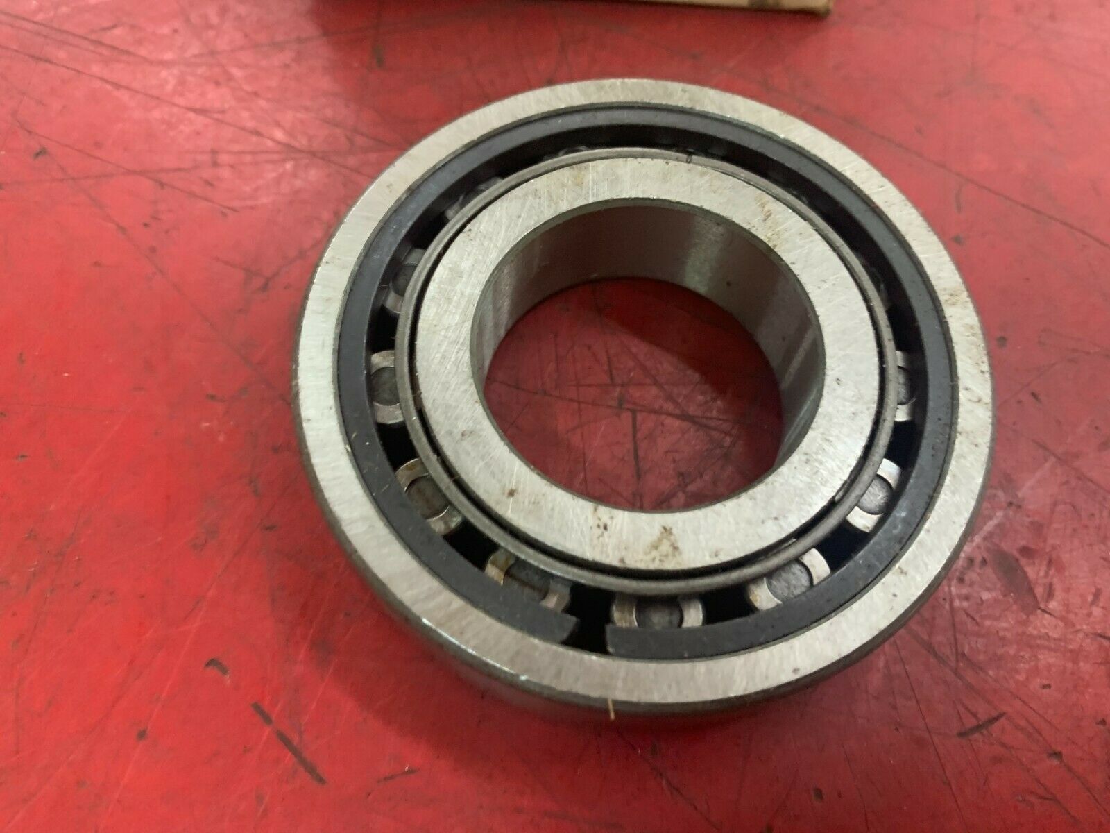 NEW IN BOX NDH ROLLER BEARING U1207TS